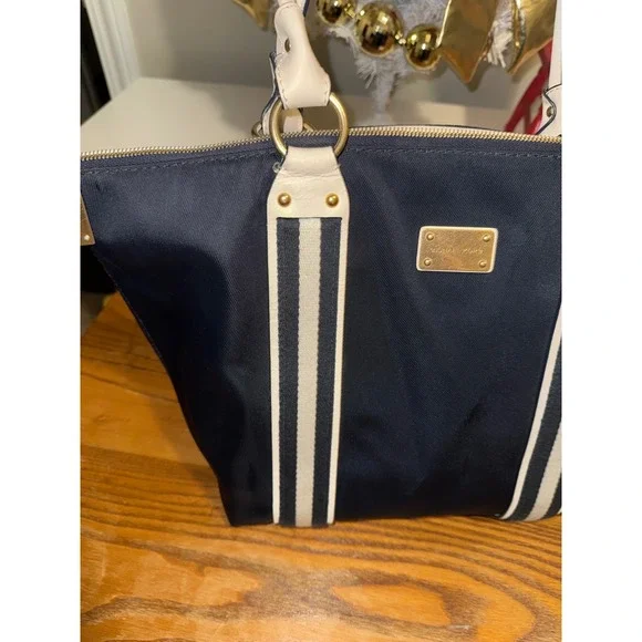 Michael Kors Navy Blue Nylon Tote Bag with Cream Leather Trim and Gold Hardware - Picture 2 of 15